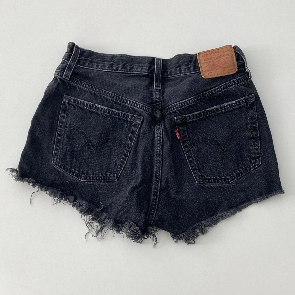 Levi’s 501 Edgy Black Frayed Denim Shorts - Picture 2 of 9